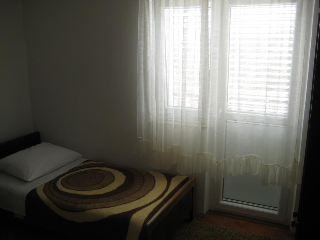 Apartment Bise Rogoznica  Exterior photo